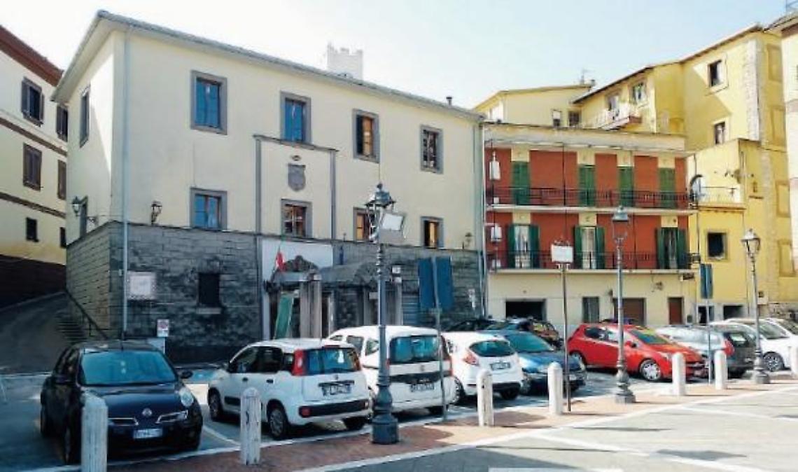 Presunti brogli elettorali, De Santis e Uremi a processo: tutte le accuse