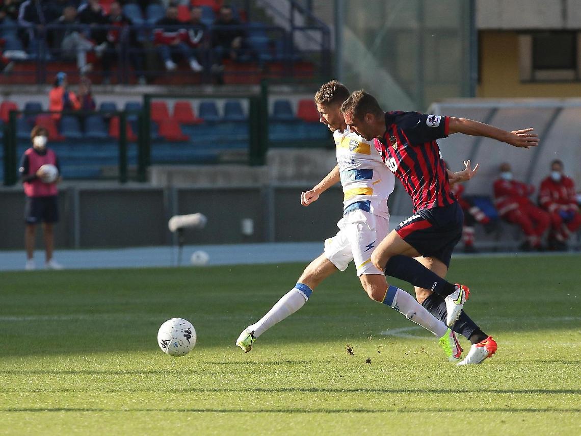 Novakovich risponde a Gori: 1-1 del Frosinone a Cosenza