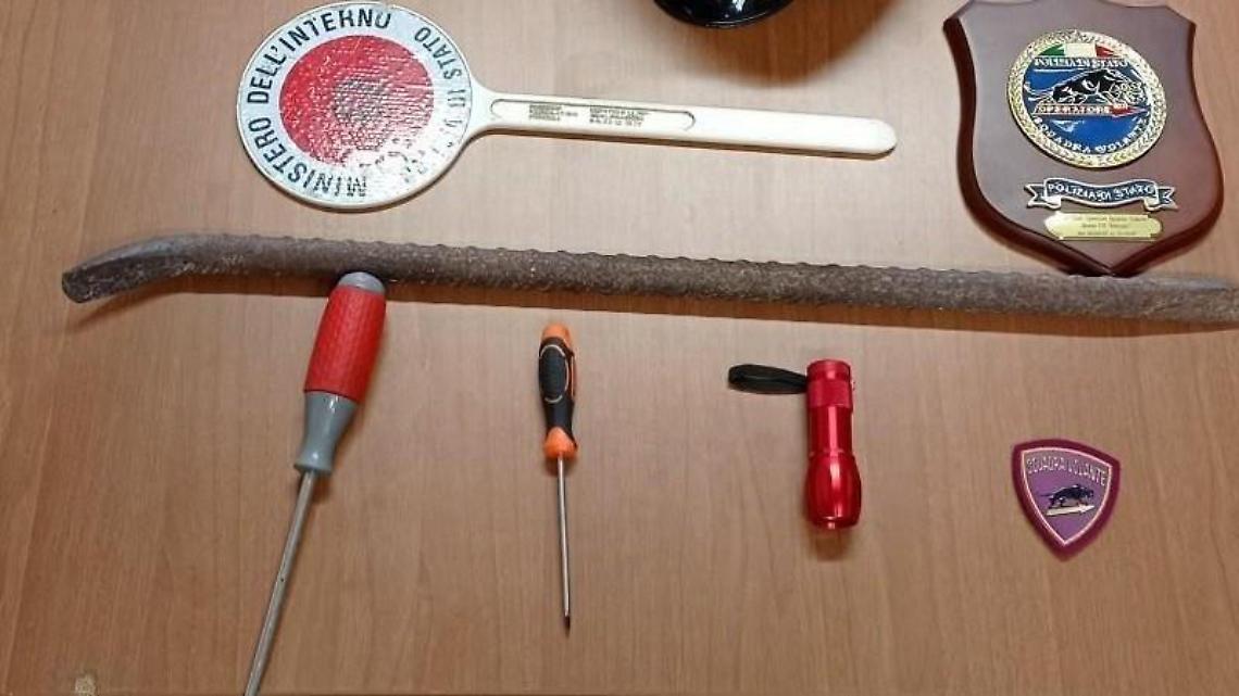 In trasferta dalla Campania con il "kit" dei perfetti scassinatori: in tre nei guai