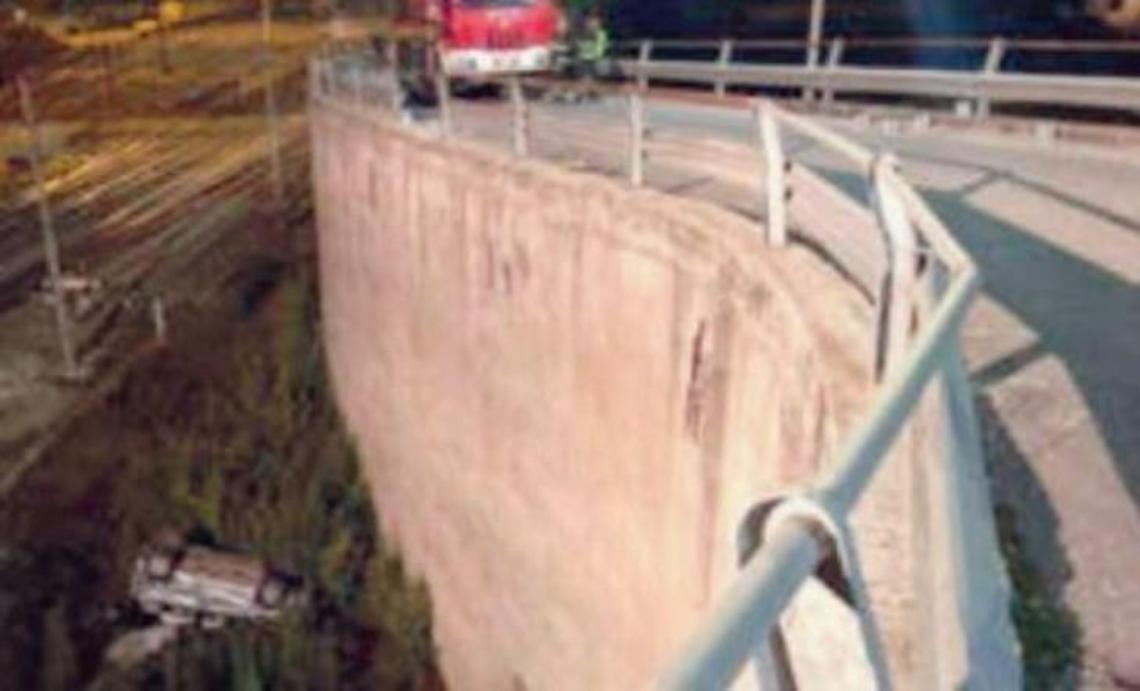Autotrasportatore precipita con l'auto e muore: l'indagato chiede il rito abbreviato