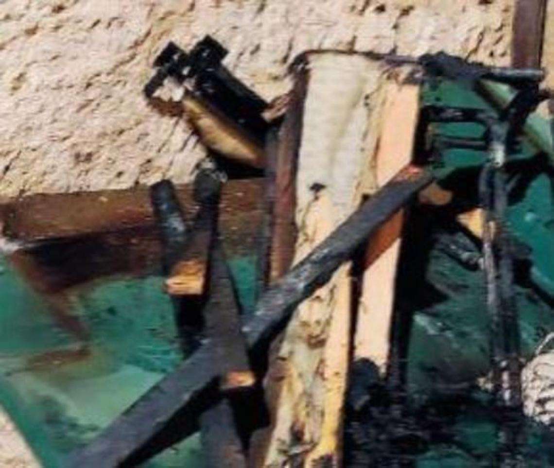 Fumo e fiamme in centro, scoppia il rogo in un'abitazione: paura per un'anziana