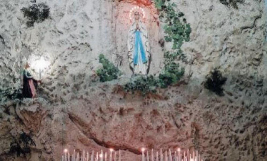 Beneficenza, mattonelle speciali in sostegno della parrocchia di Sant'Antonio