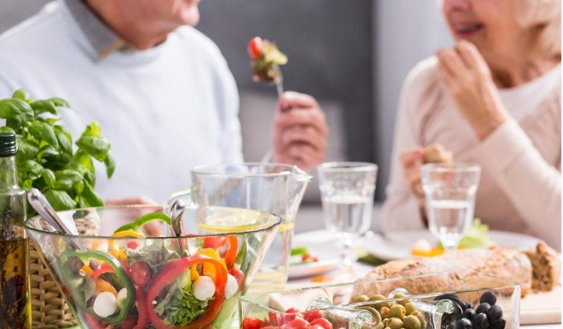 Alimentazione nella terza età: ecco uno spazio informativo ad hoc