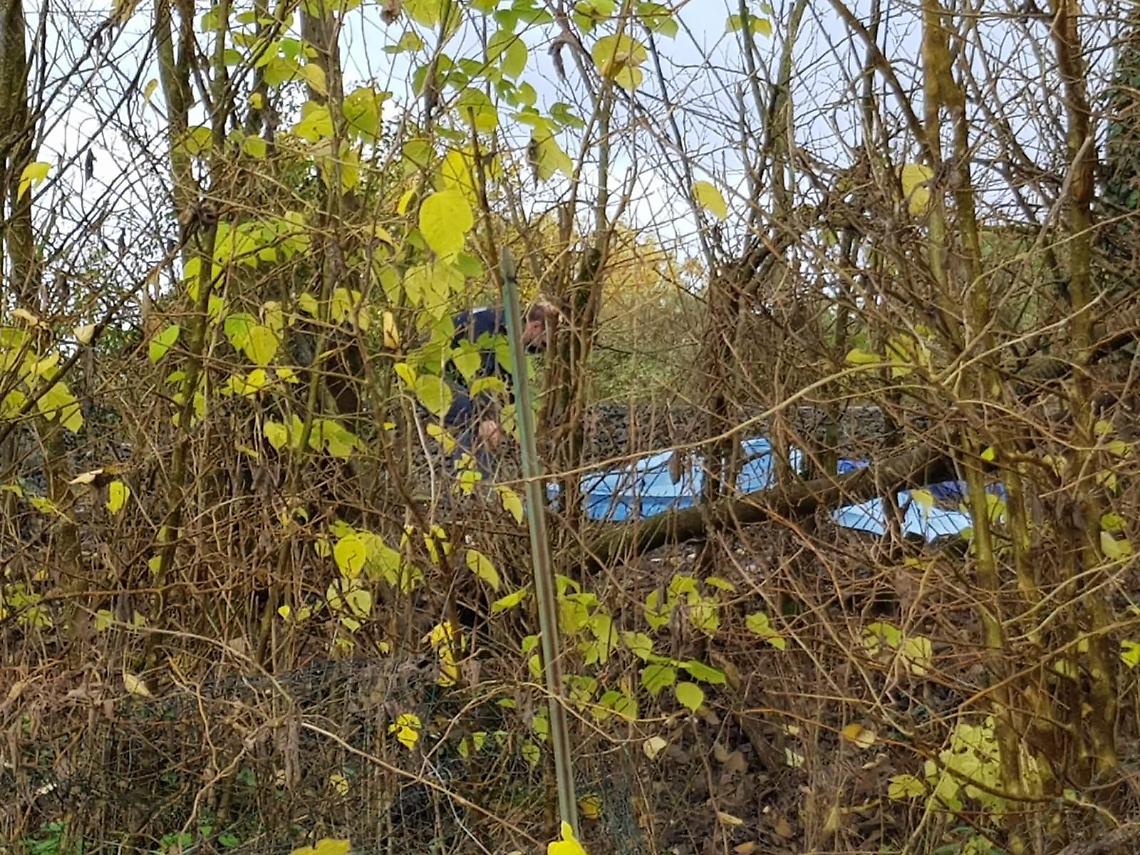 Cadavere rinvenuto nei pressi della stazione: giallo sull'identità della vittima