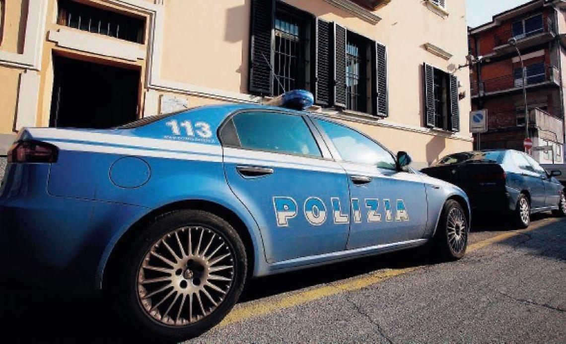 Stretta sui controlli anti Covid, chiusa per cinque giorni la caffetteria in piazza