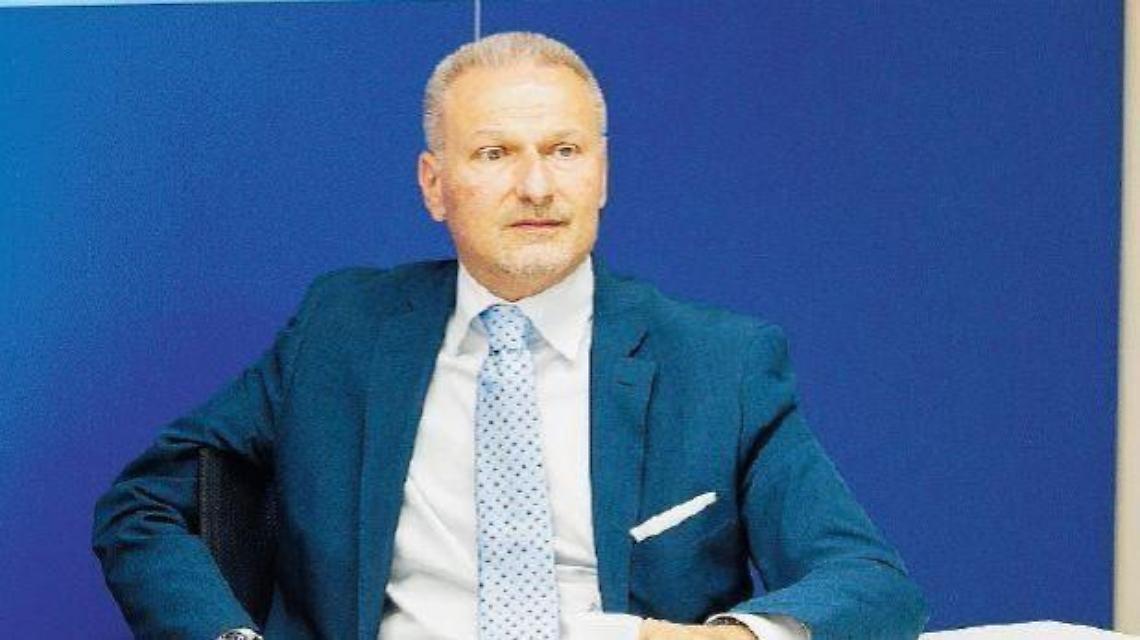 Centrodestra tra caos e polemiche...qualcosa non funziona: botta e risposta