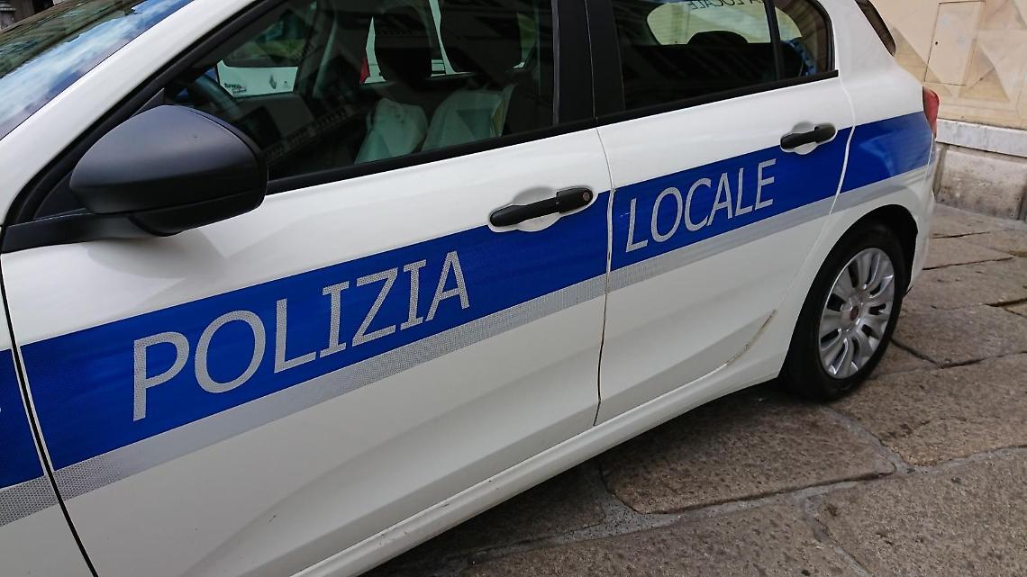 Smaltimento abusivo di rifiuti pericolosi: un sequestro e una denuncia