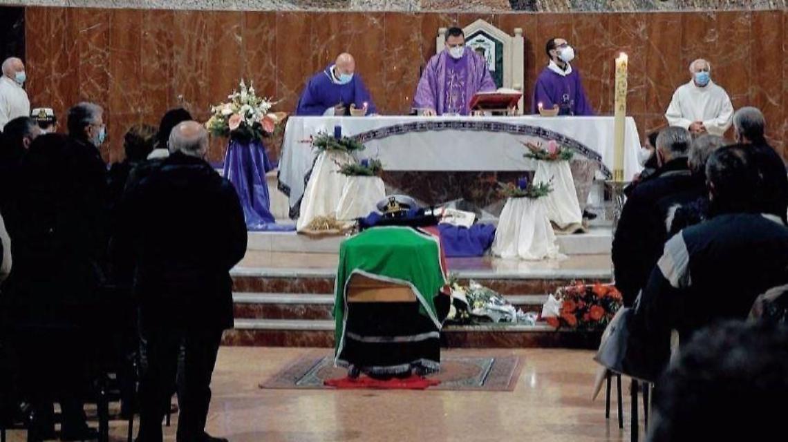 Funerali Francesco Tomassi: silenzio e lacrime per il doloroso addio al 23enne