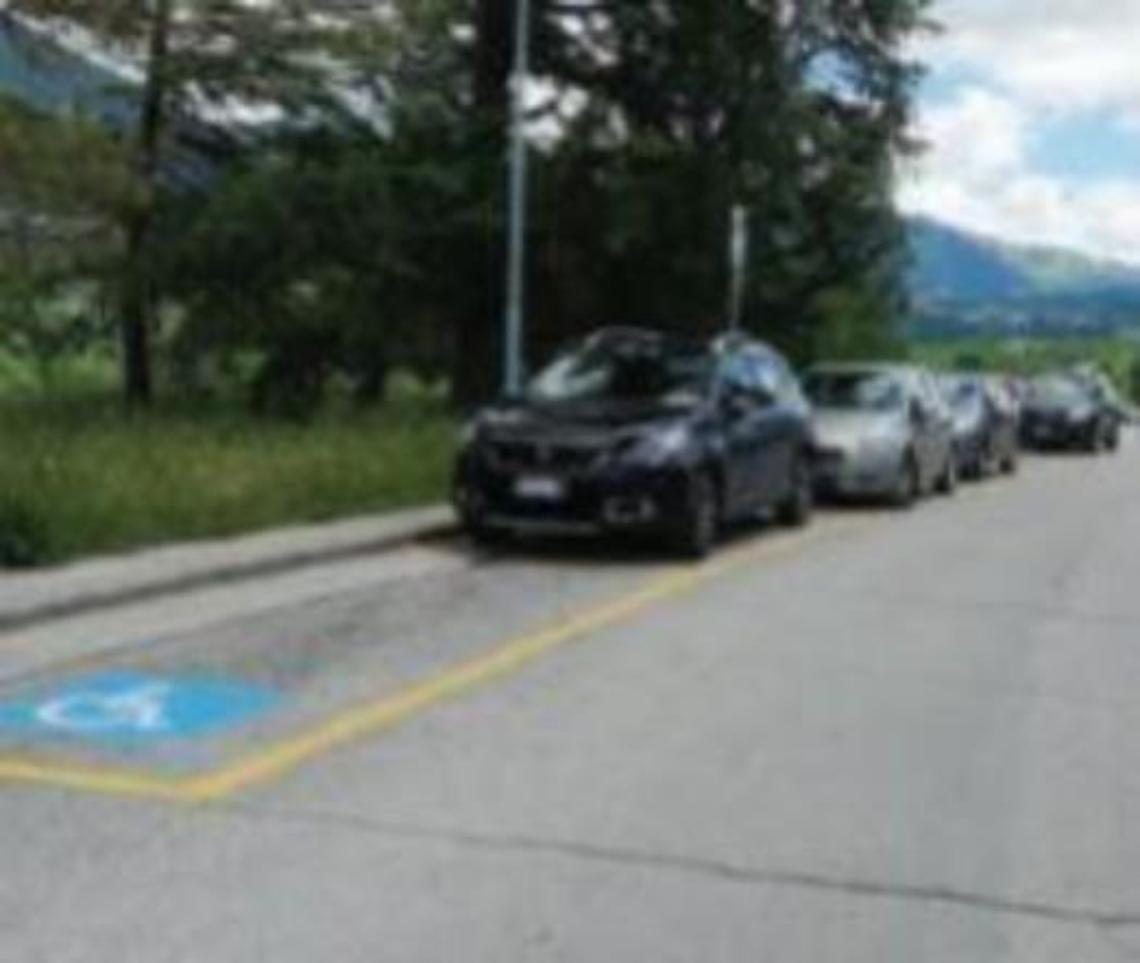 Doppia ordinanza per i parcheggi: all'ospedale stalli riservati agli invalidi
