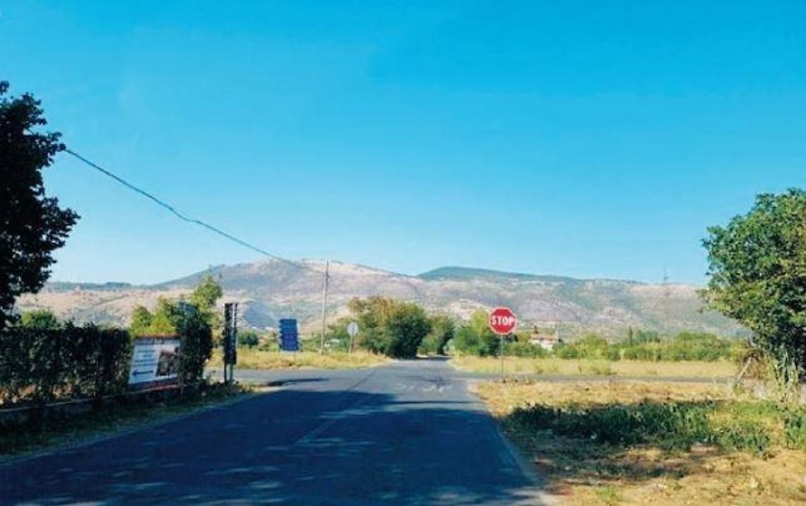 Sicurezza stradale, la rotatoria al “bivio della morte” si farà