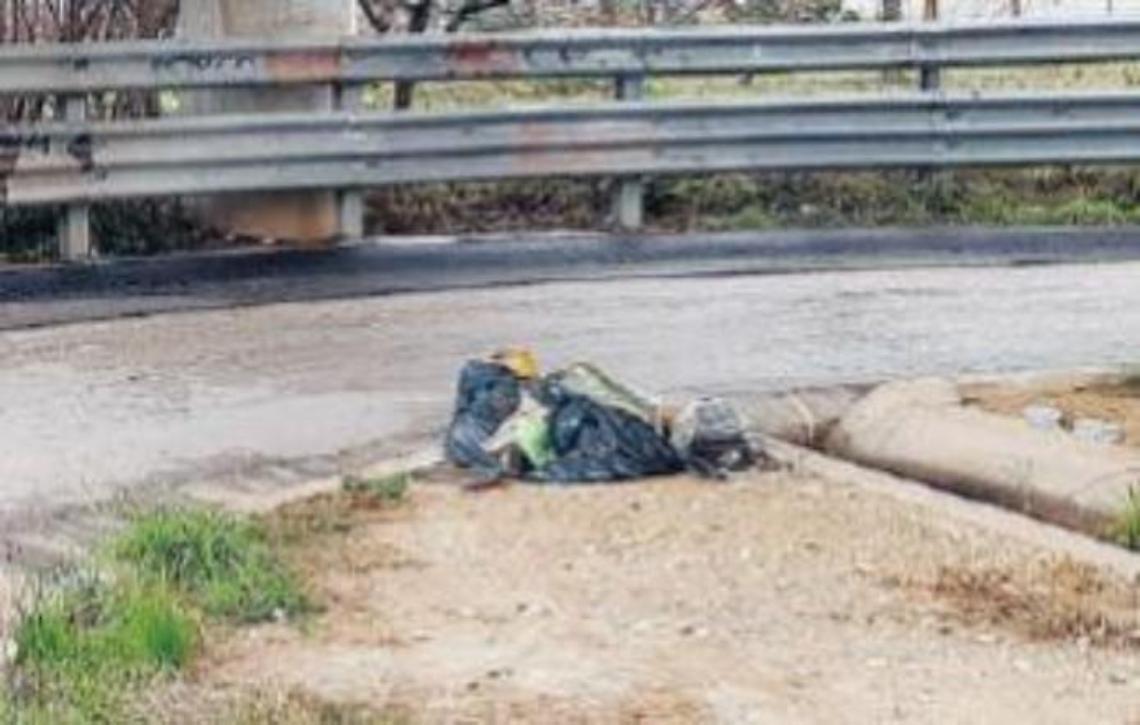 Rifiuti abbandonati, la periferia &egrave; terra di nessuno: &laquo;Servono le telecamere&raquo;