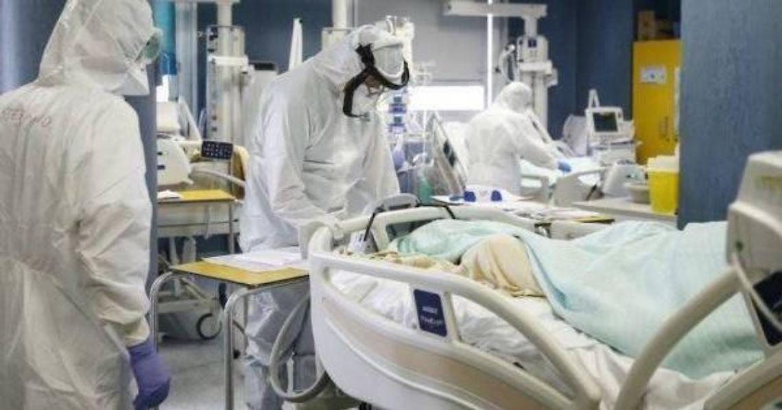 Guerra al Covid, in campo l'Esercito: al via il tour vaccinale con le Forze armate