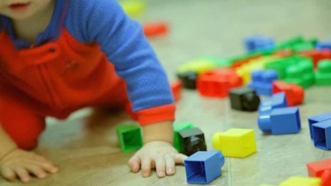 Il Covid continua a colpire tra i bambini piccoli: chiuso di nuovo l'asilo