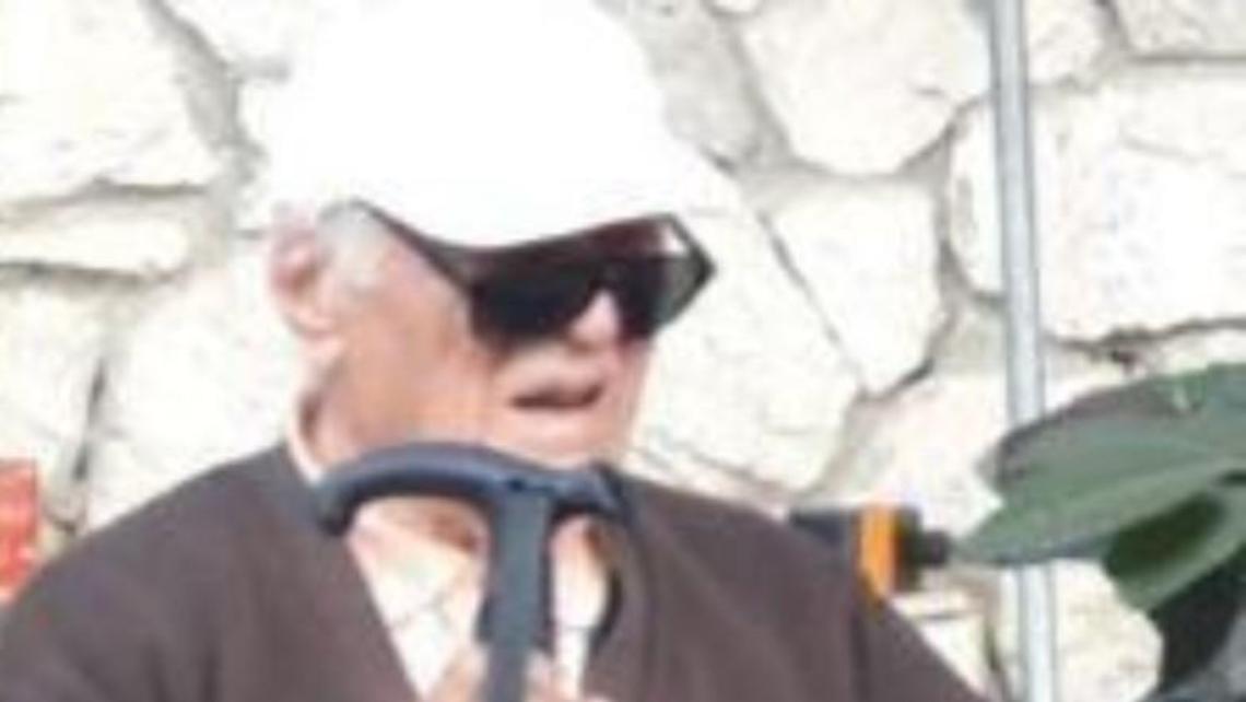 Nonno Pietro compie 100 anni: grande festa per l'amato professore