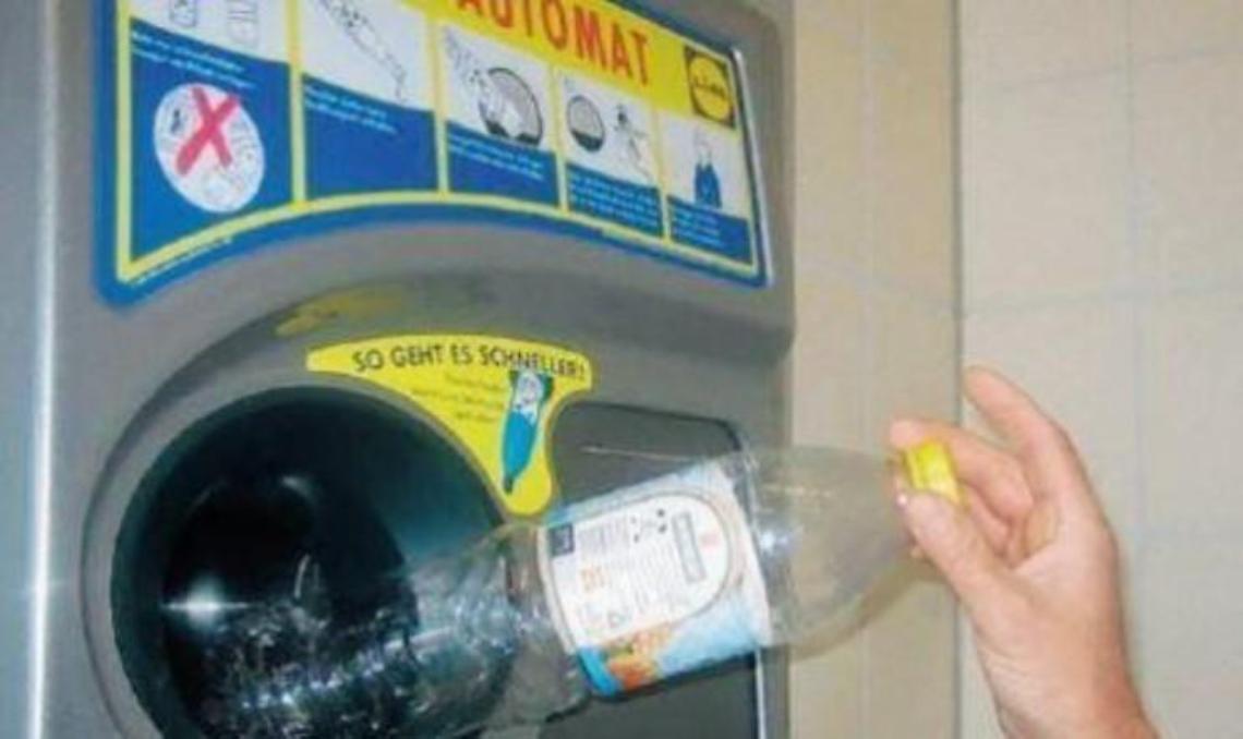 Ambiente, in paese arriva la macchina “mangiaplastica": la novità
