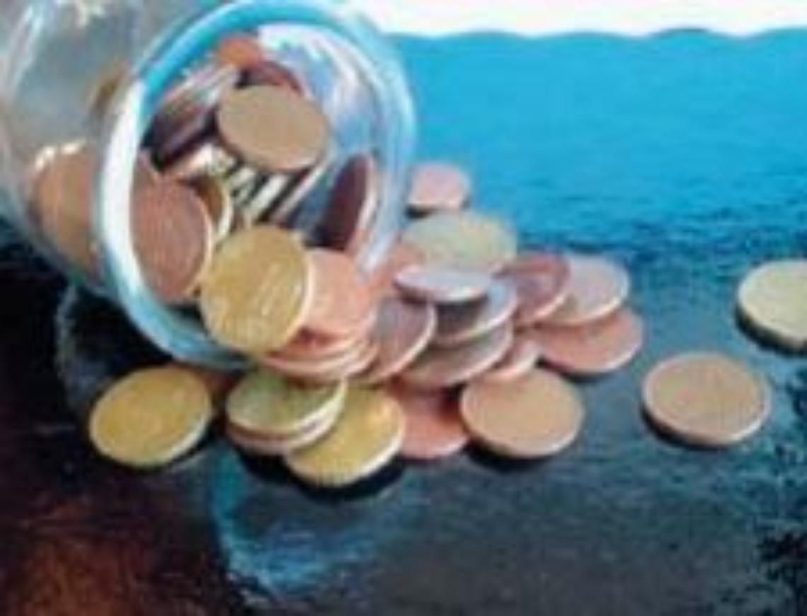 Finti volontari ma...veri truffatori: tre rumeni finiscono nei guai