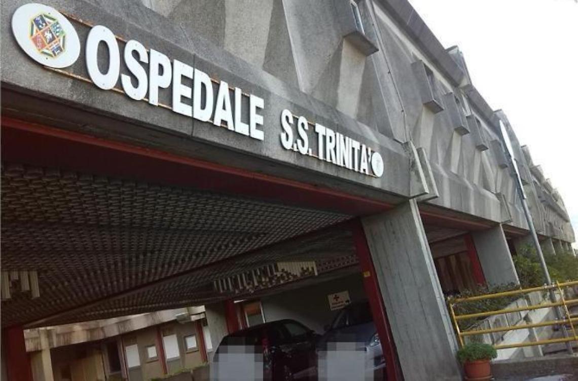 Ricoverata due volte in ospedale, muore tra atroci dolori: indagati sette medici