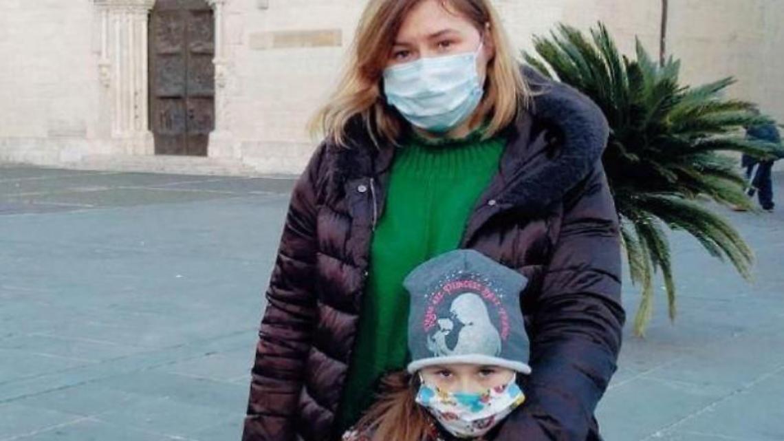 In fuga dalle bombe con la figlia, Kateryna racconta: «La mia vita persa in un giorno»