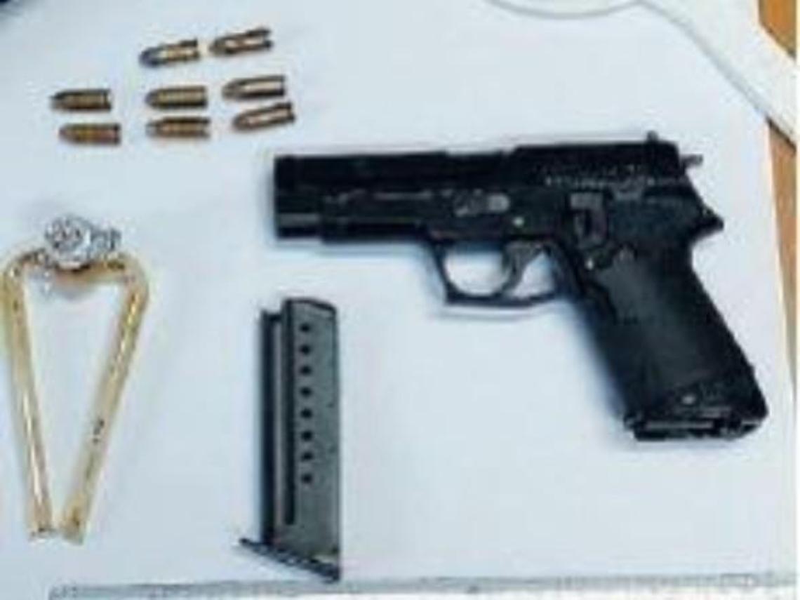 Colpi di arma da fuoco vicino la stazione: il 'pistolero' solitario torna in carcere