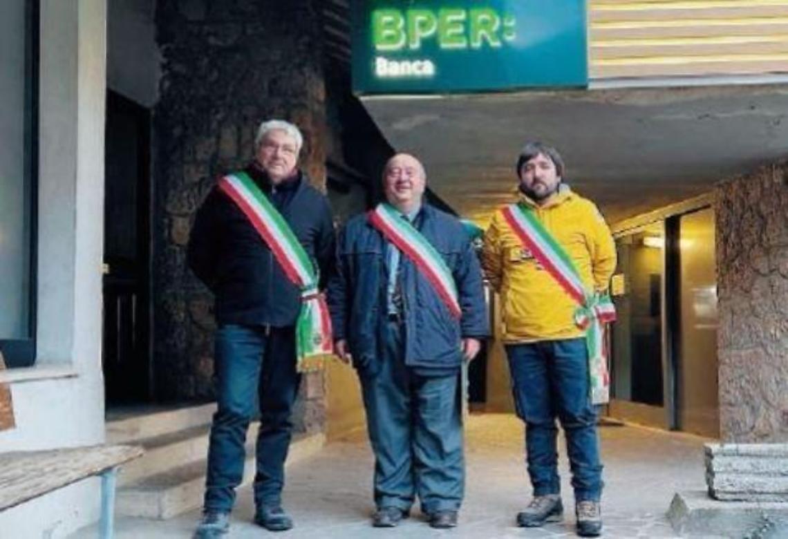 L'unica banca del paese chiude a maggio: sindaci in protesta