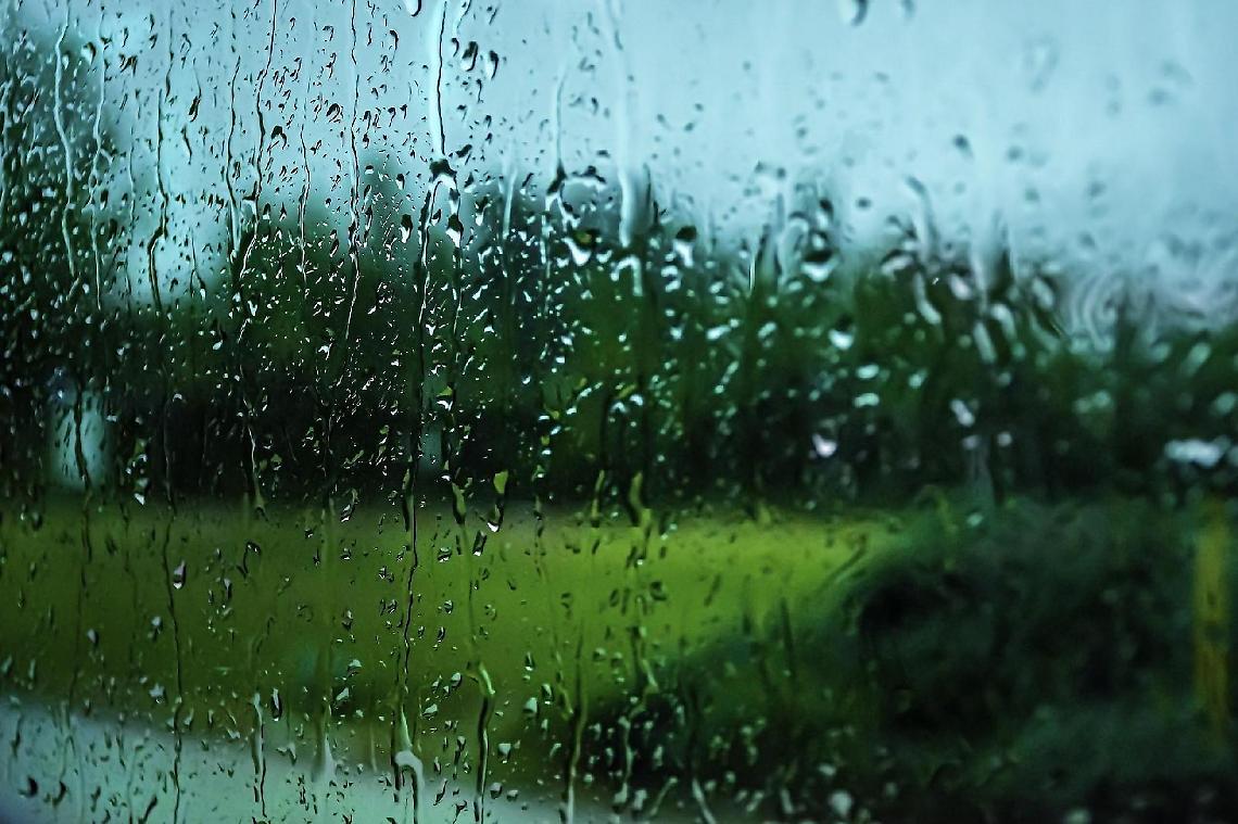 Maltempo, tornano freddo e temporali: prevista neve a quote collinari