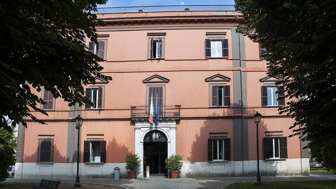 Barriere antirumore: il sindaco Galli risponde tardi e non convince, è polemica