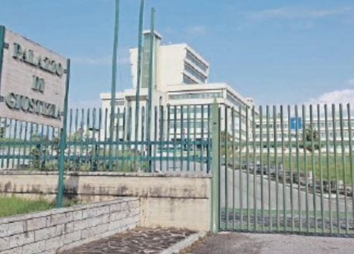 Posto di lavoro per i figli in cambio di 5mila euro: truffato un 60enne