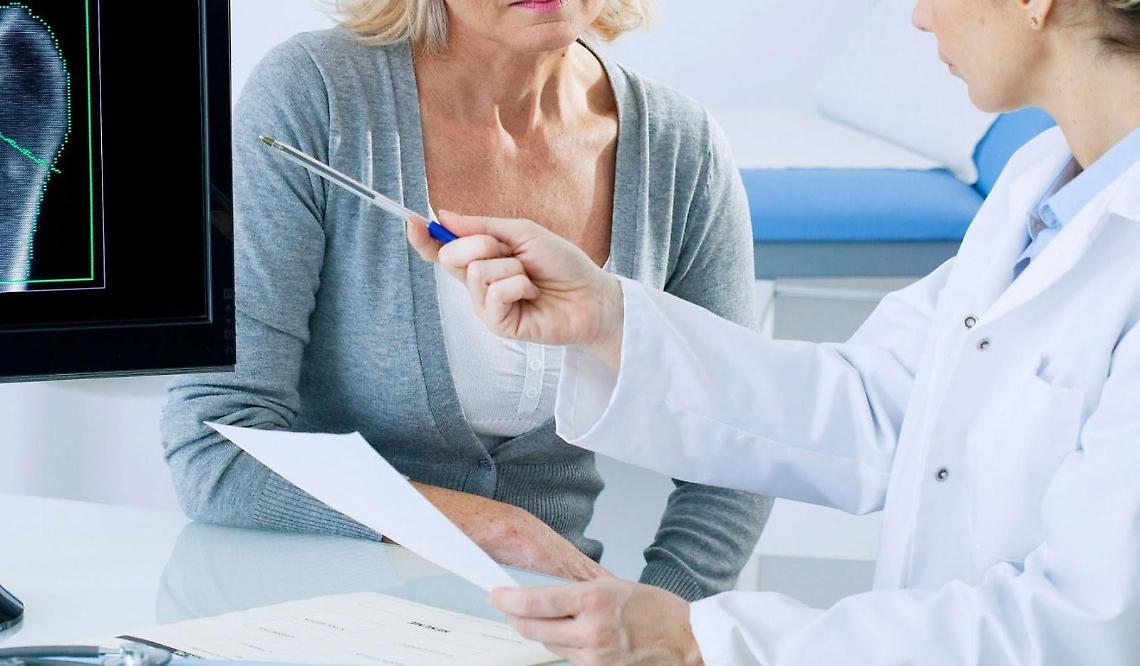 Osteoporosi, domani in farmacia una giornata di prevenzione