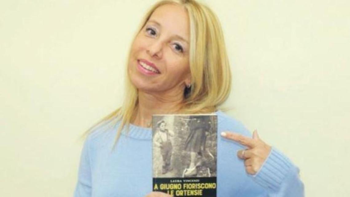 “A giugno fioriscono le ortensie”, il romanzo d'esordio di Laura Vincenzi