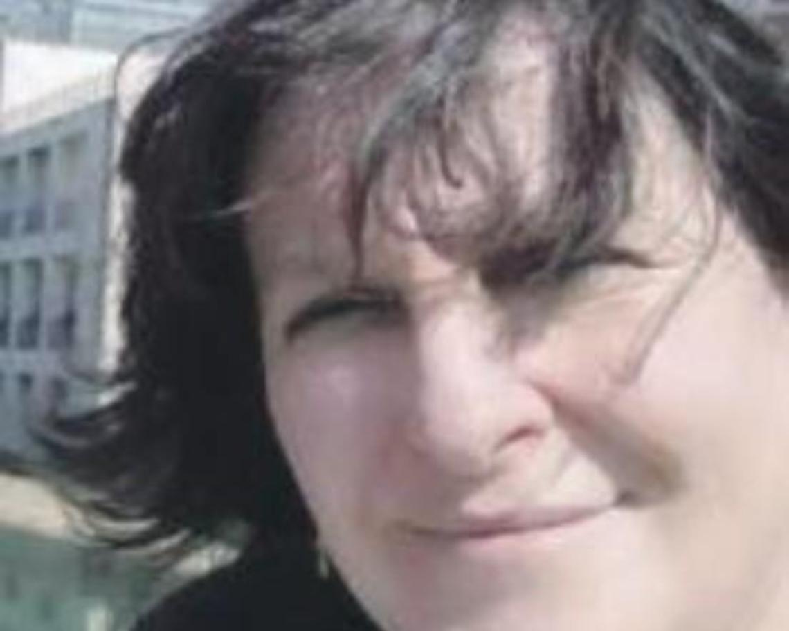 La maestra Daniela va in pensione. Il saluto degli alunni alla festa di fine anno