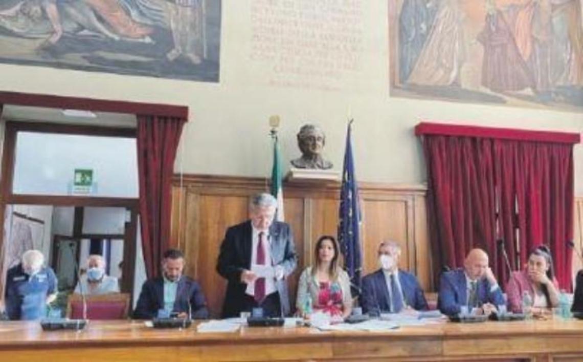 Riduzione della tassa sui rifiuti: il Consiglio approva