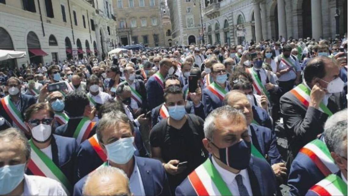 Elezioni, Il giorno più lungo dei sindaci: oggi otto comuni al voto