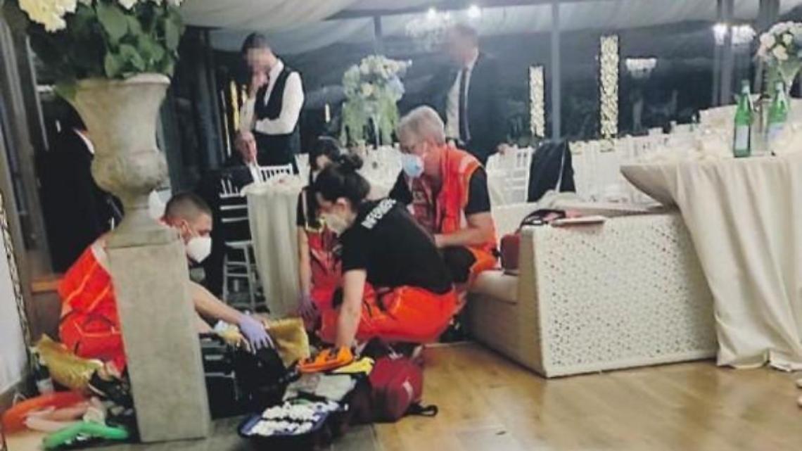 Accusano malori dopo un pranzo matrimoniale: ricoverato un anziano
