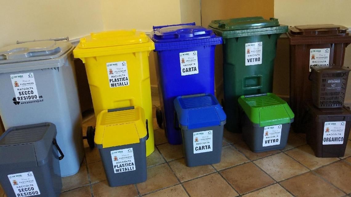 In calo i rifiuti urbani, è l'effetto pandemia: il report