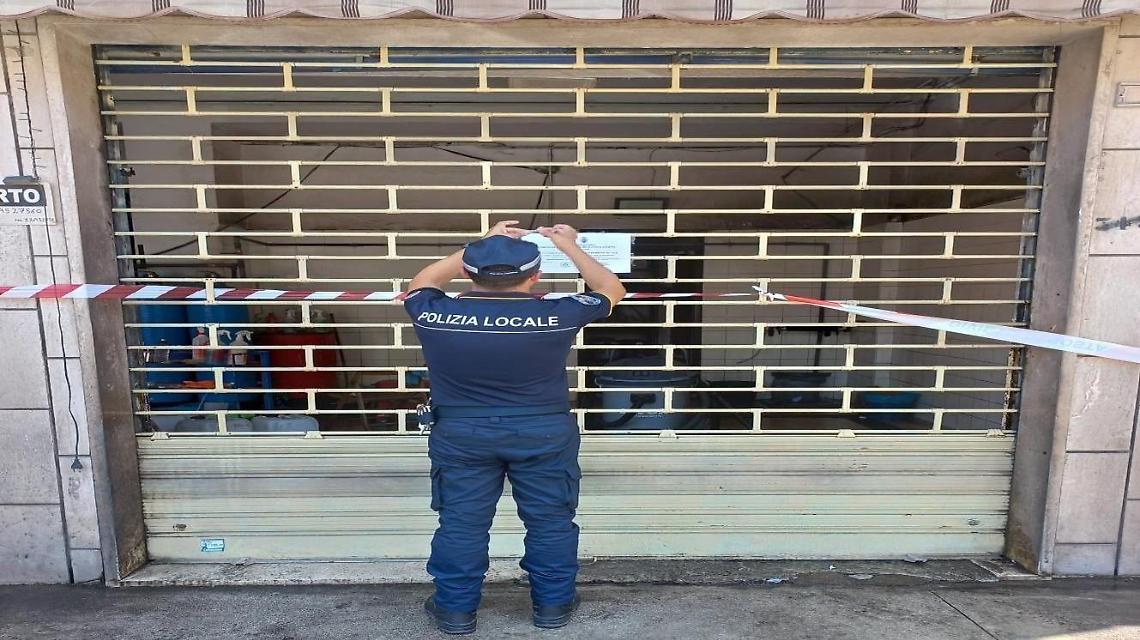 Abusivismo, autolavaggi irregolari e attività non a norma chiuse