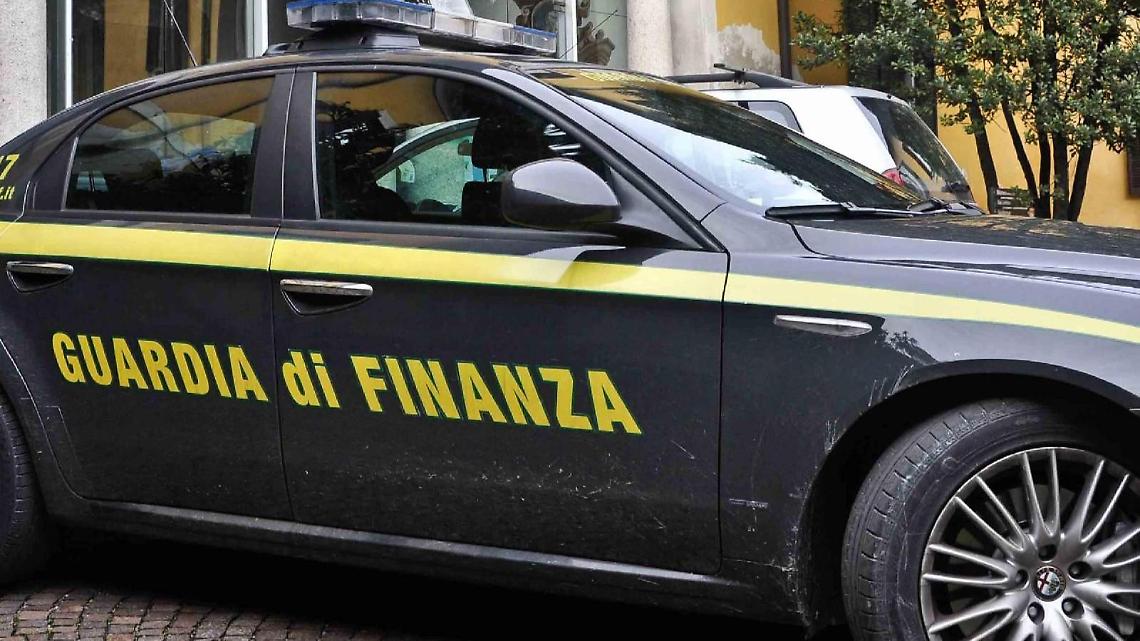 False licenze Ncc, maxi sequestro. Coinvolta anche la Ciociaria