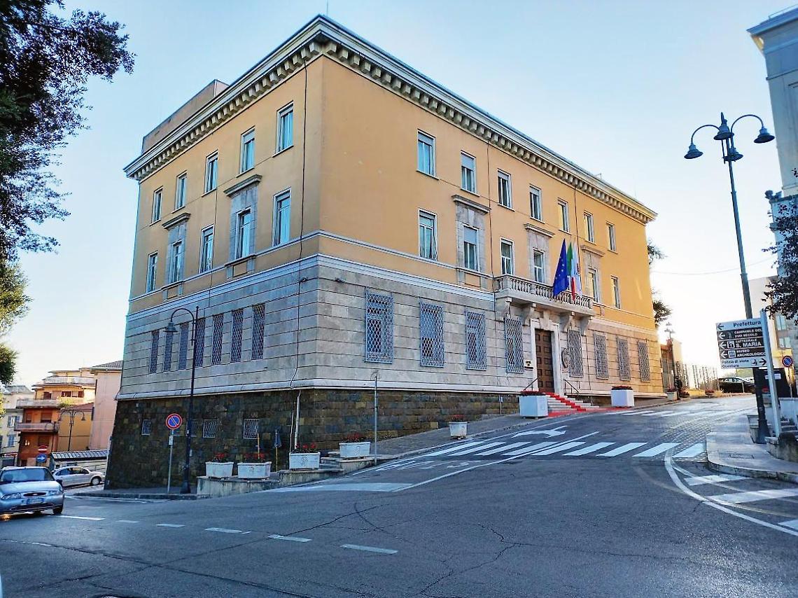 Caro energia, contributi straordinari: lo Stato soccorre gli enti locali