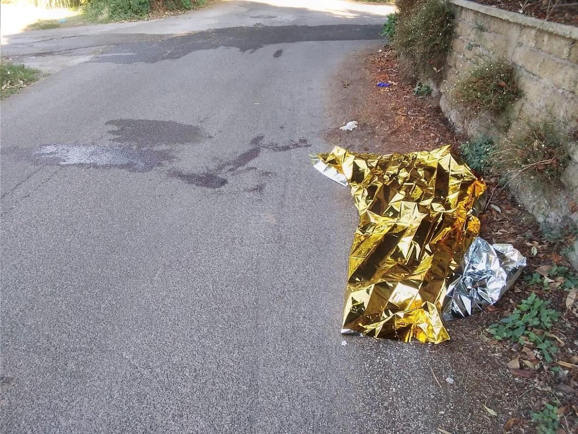 Trovato morto con la gola recisa: spunta la pista della droga