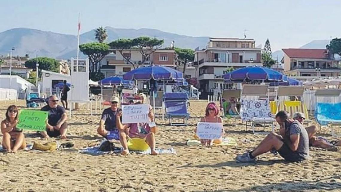 Spiagge libere, continua la battaglia. Resta il nodo legato agli accessi