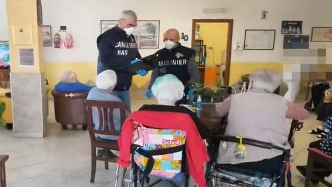 Case di riposo, come vengono accuditi anziani e disabili. I controlli del Nas