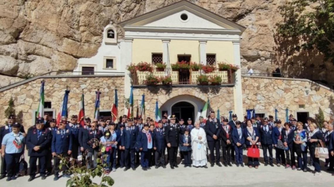 Santissima Trinità, devozione e fede. Il cammino dell'Arma