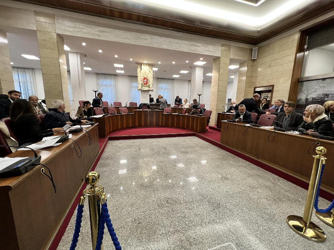 Partita a scacchi sul progetto Solidiamo. In gioco c'è tutto