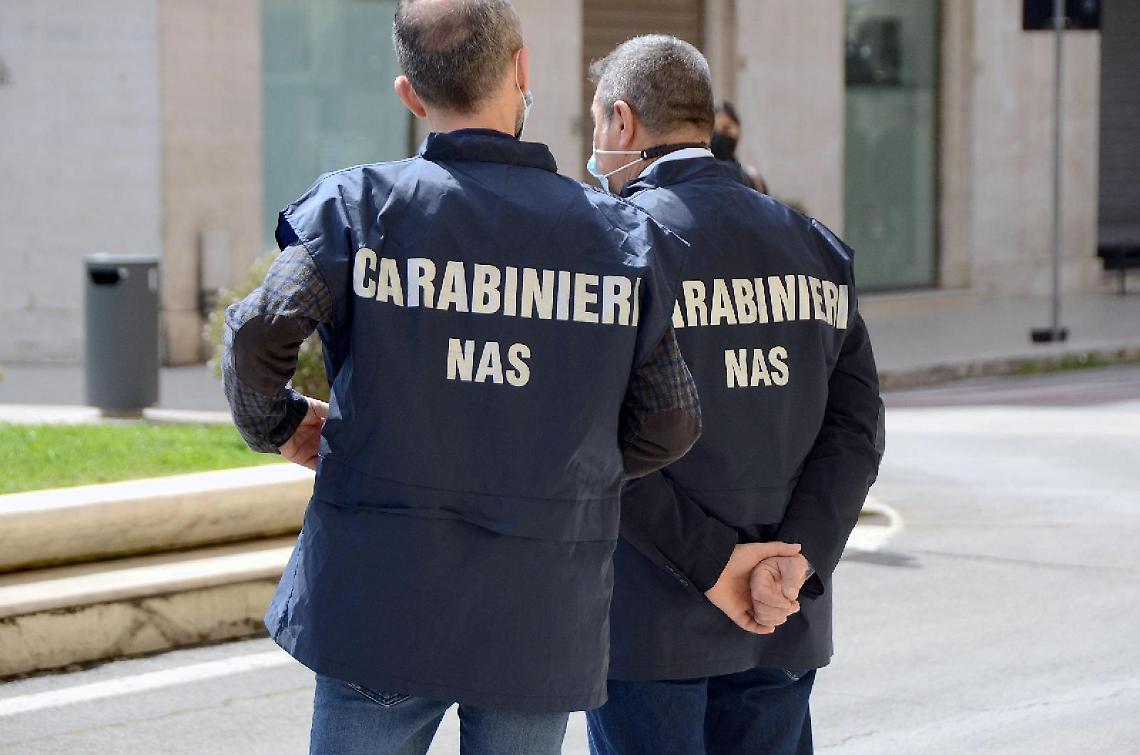 Medicina estetica dentro uno studio di tattoo: chiusa un'attivit&agrave;