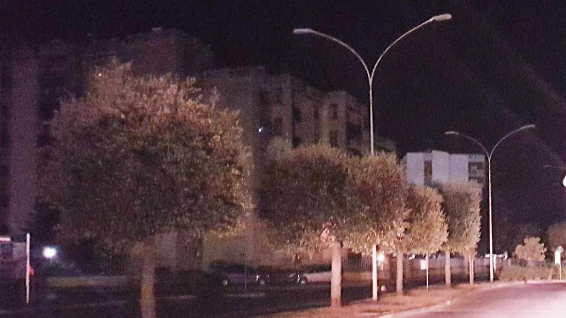Bollette incandescenti. E le strade comunali restano al buio