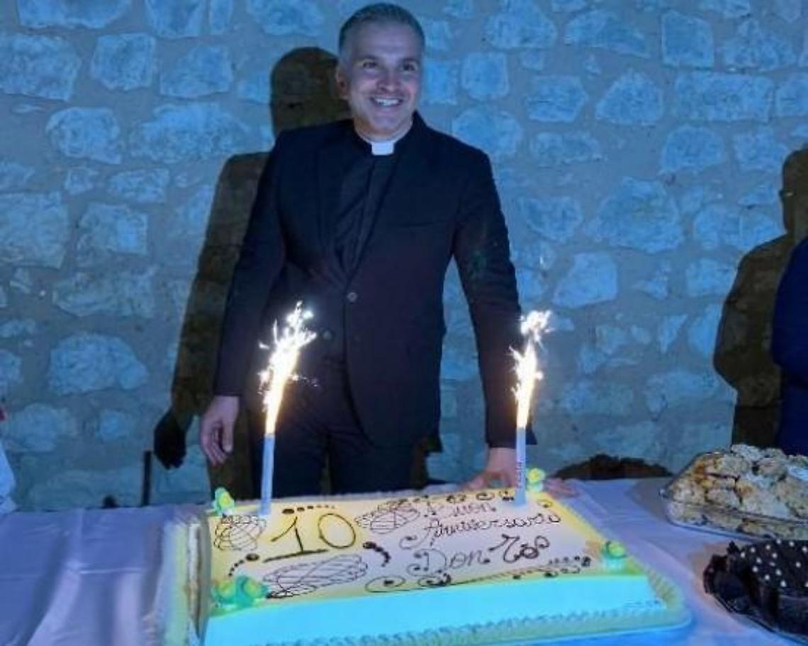 Don Tonino, i suoi primi dieci anni di fede e impegno
