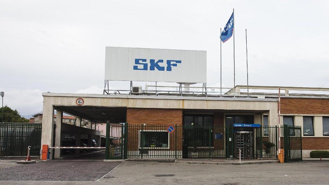 E ora si ferma anche la Skf: doccia fredda per i lavoratori