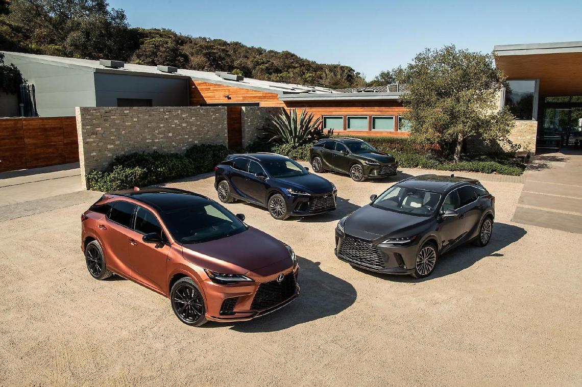 RX, il top di Lexus. Il grande suv completamente riprogettato