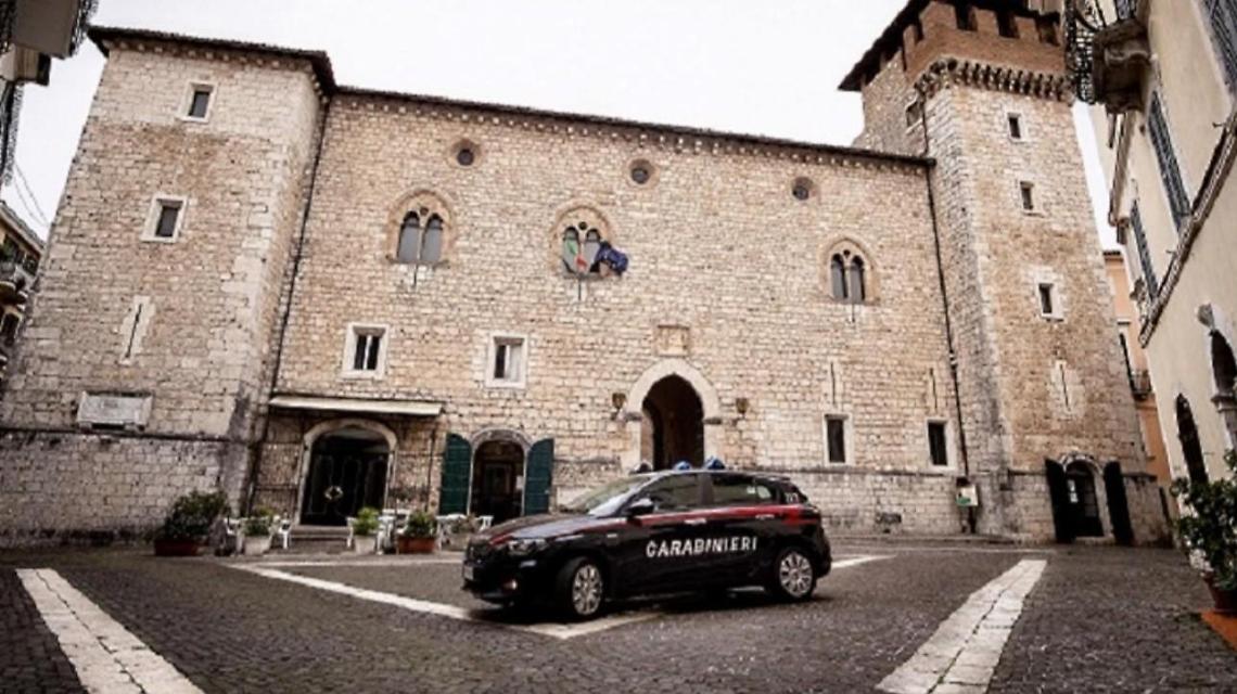 Sul pullman armato di coltello: denunciato un trentanovenne