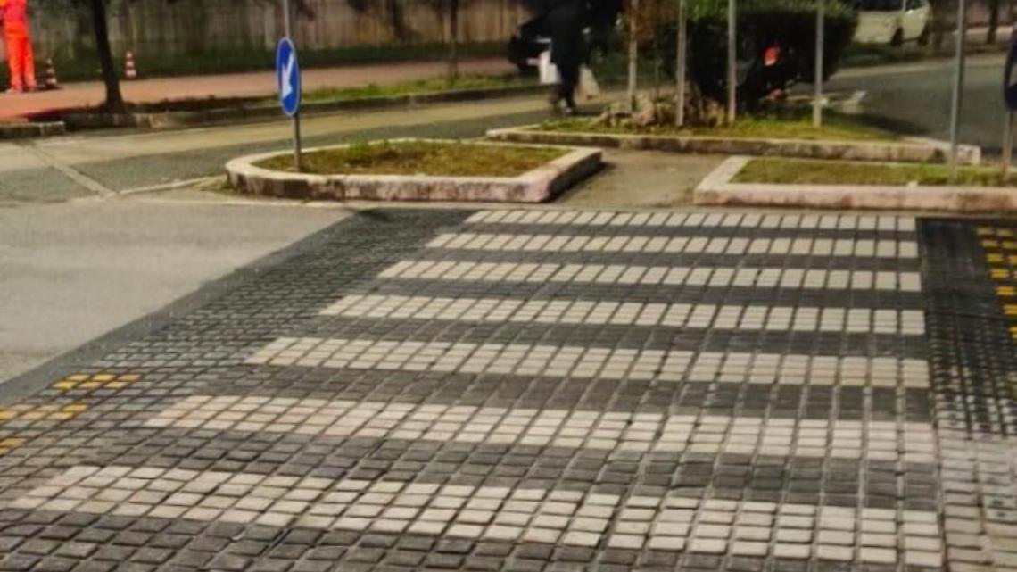 Nuovi attraversamenti pedonali rialzati: il primo a Corso Lazio