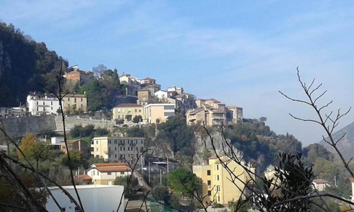 Raffica di furti nelle abitazioni: in paese è allarme sicurezza